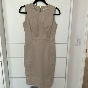 Calvin Klein Elegant Beige Sleeveless Dress